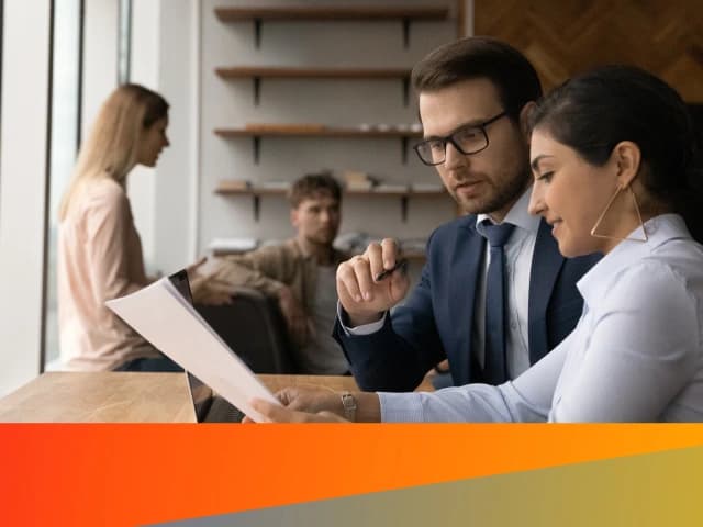 Solution Page Hero Document Management 2